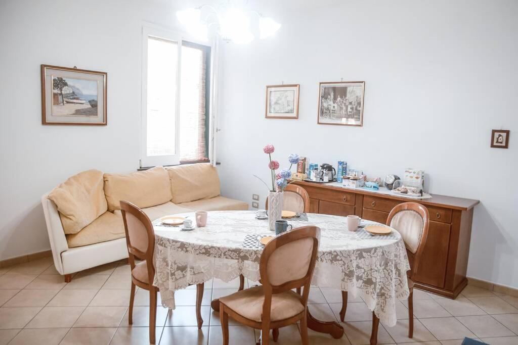 Annabella'S Country House Historic Apartment SantʼAntonio Abate Esterno foto